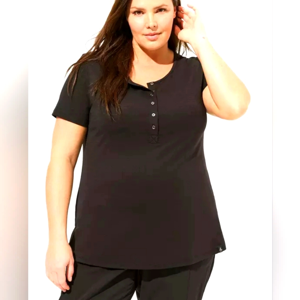 Happy Camper Torrid Deep Black Short Sleeve Active Tee Size 2X